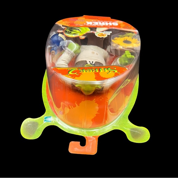 Shrek 2 Action Figure with Slammin' Arm & Swamp Gas Feature Hasbro 2004 - Picture 6 of 7